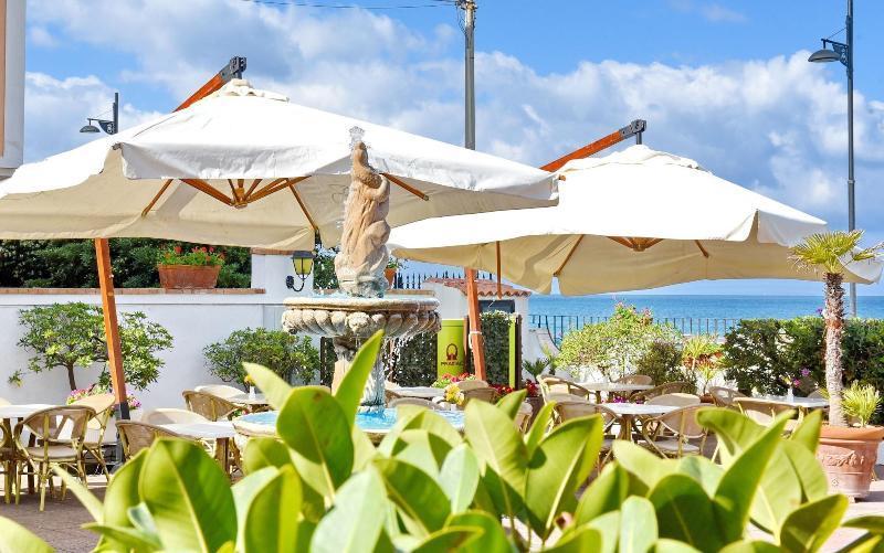 Hotel Costa D'Oro Santa Maria di Castellabate Dış mekan fotoğraf