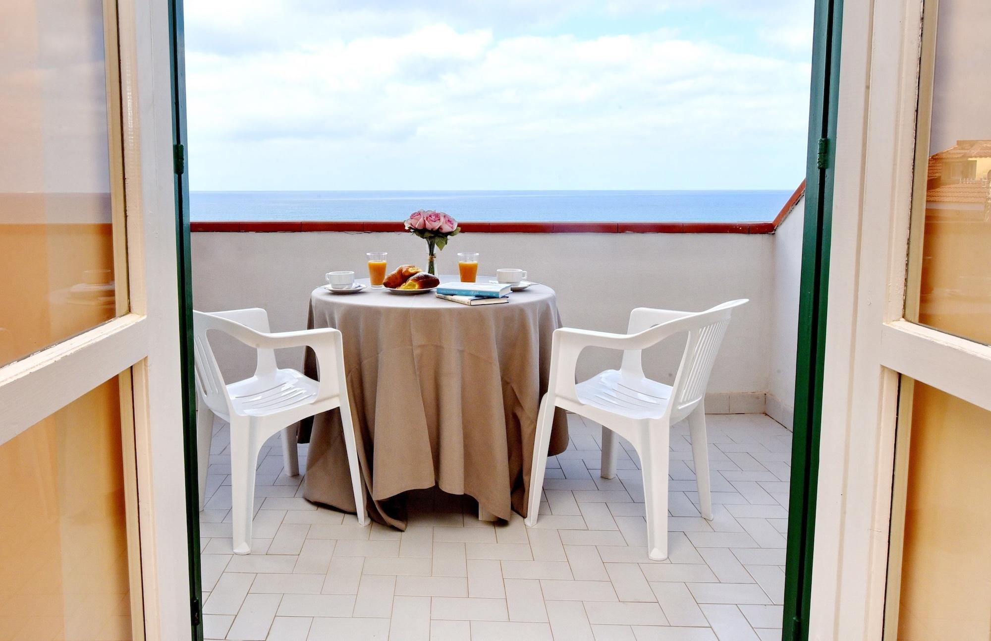 Hotel Costa D'Oro Santa Maria di Castellabate Dış mekan fotoğraf