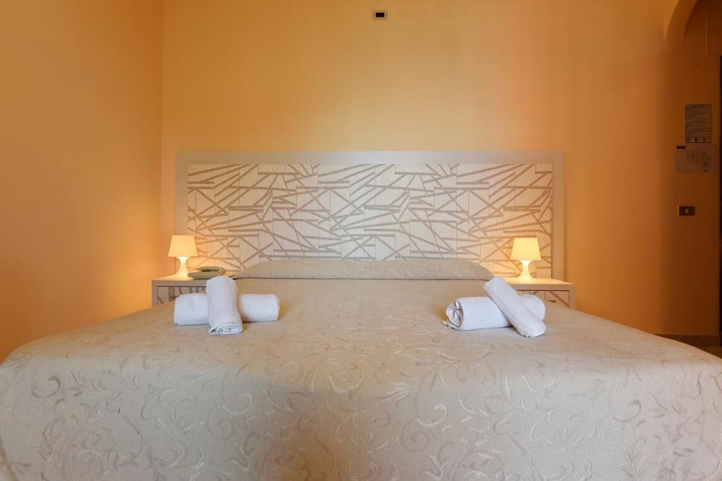 Hotel Costa D'Oro Santa Maria di Castellabate Dış mekan fotoğraf