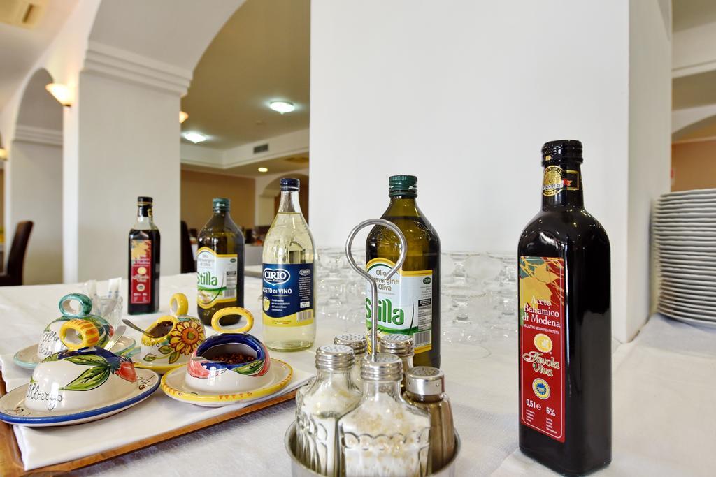 Hotel Costa D'Oro Santa Maria di Castellabate Dış mekan fotoğraf